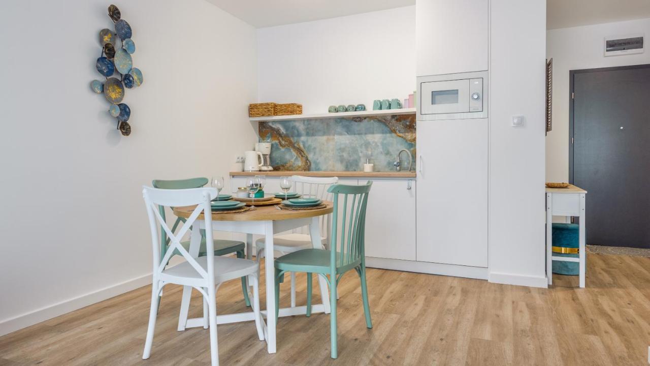 Apartamenty Sun & Snow Sagaris Z Basenem Dziwnow Exterior photo