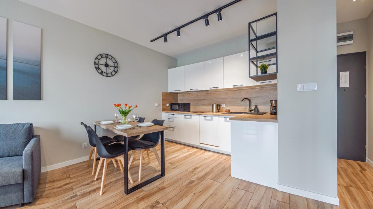 Apartamenty Sun & Snow Sagaris Z Basenem Dziwnow Exterior photo