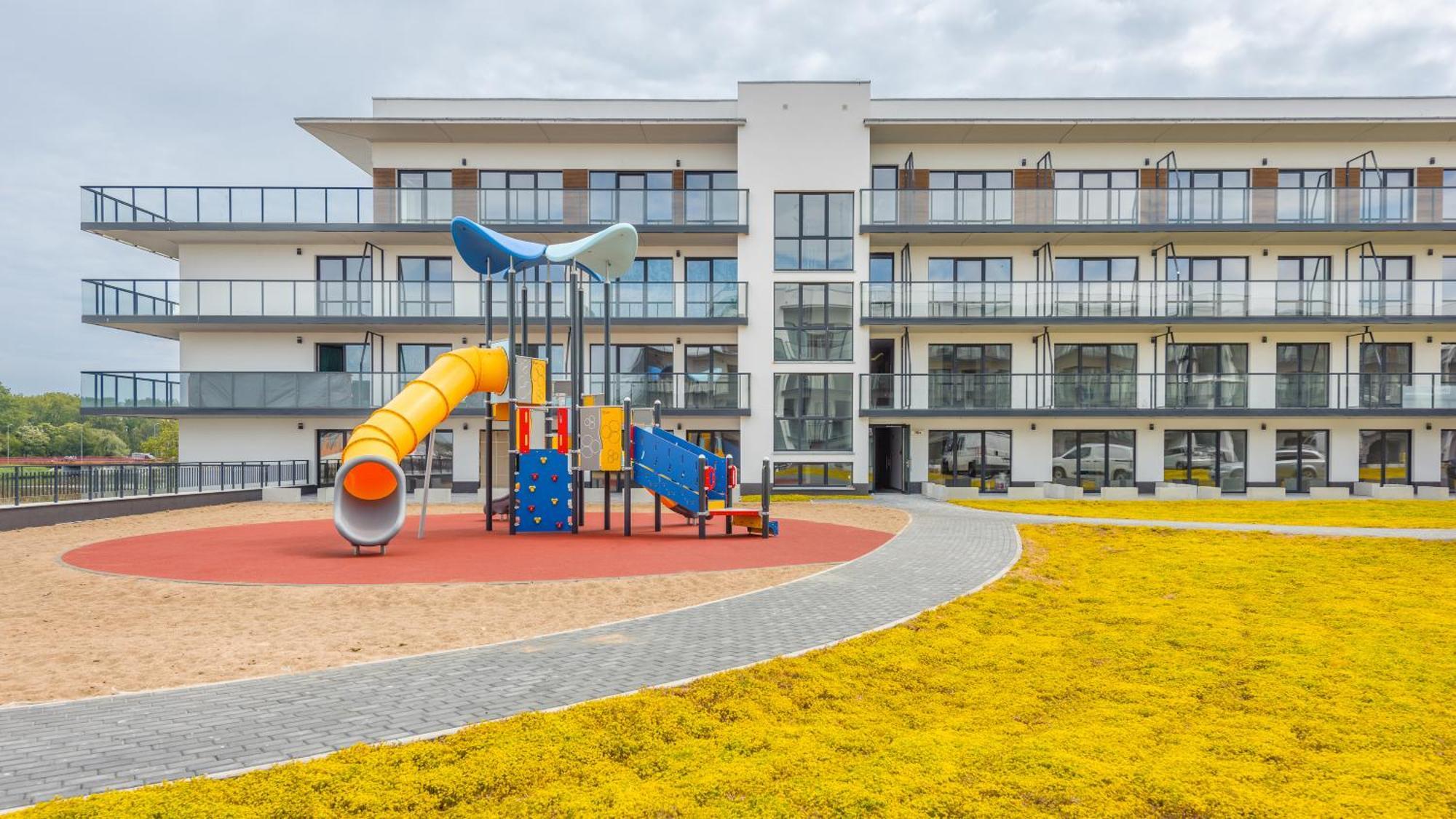 Apartamenty Sun & Snow Sagaris Z Basenem Dziwnow Exterior photo